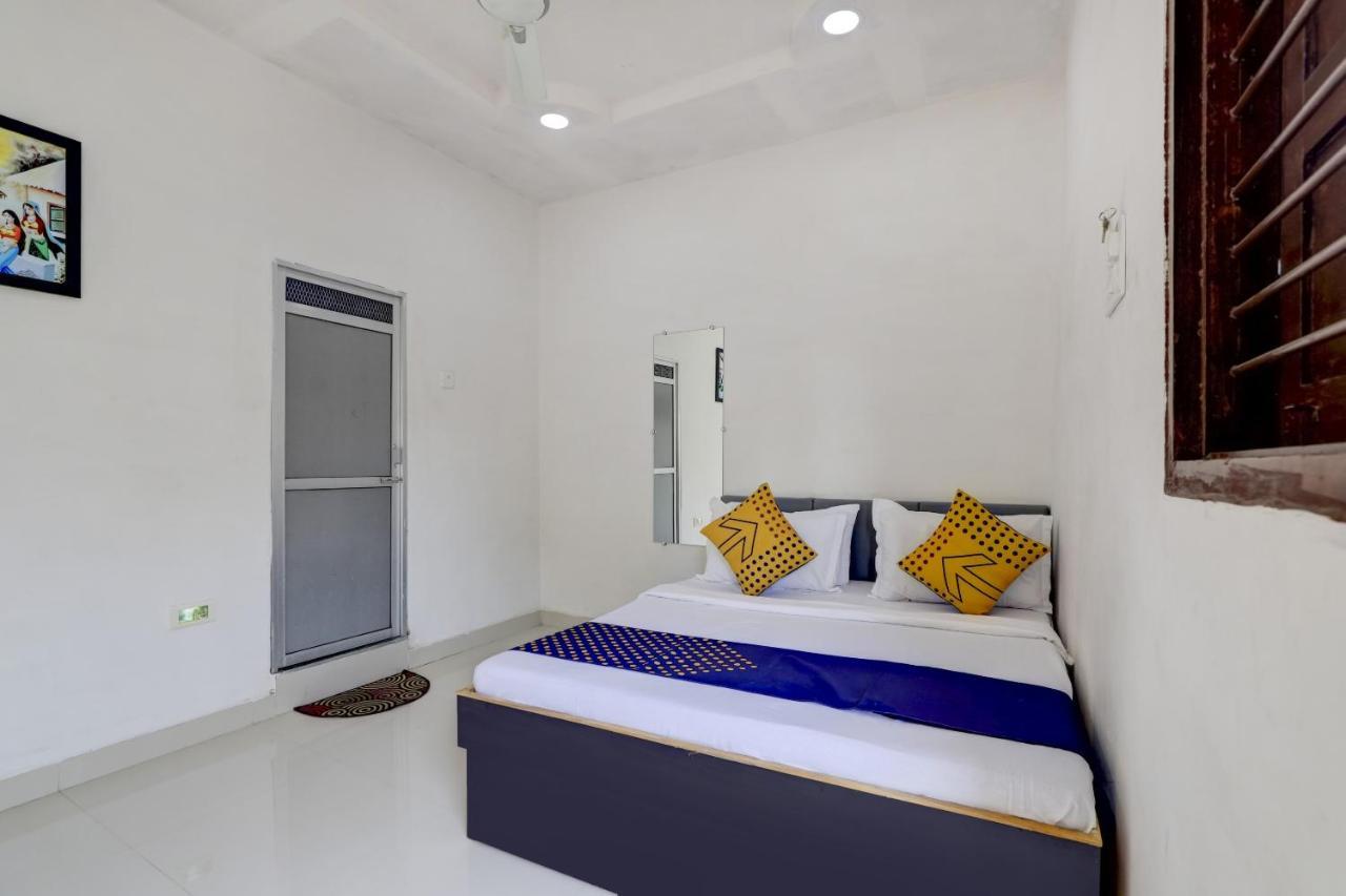 Spot On 71130 Hotel Shiv Krupa Anjār 외부 사진
